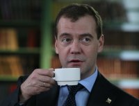  за фейки пора мразей расстреливать, Мем Медведев спок бро