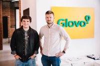 Создать мем Glovo