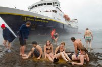 чтооооооо?? в антарктиде??, Мем South Shetland Islands - Deception Island