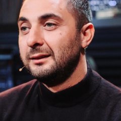 Денис Карибидис