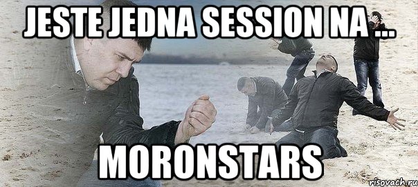 Jeste jedna session na ... MORONSTARS, Мем Мужик сыпет песок на пляже